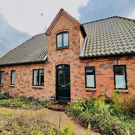 Gaestehaus Zum Krug Husum  Eksteriør bilde